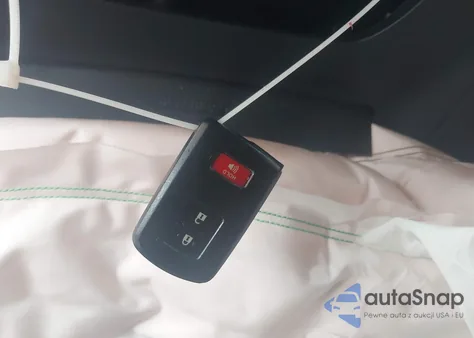 2018 Toyota Tacoma Trd Off Road из США, поврежденный, VIN 5TFAZ5CNXJX061007